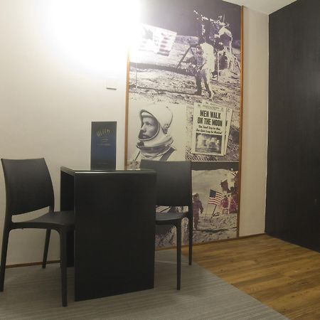 Icon Hotel North Edsa Кесон-Сіті Екстер'єр фото