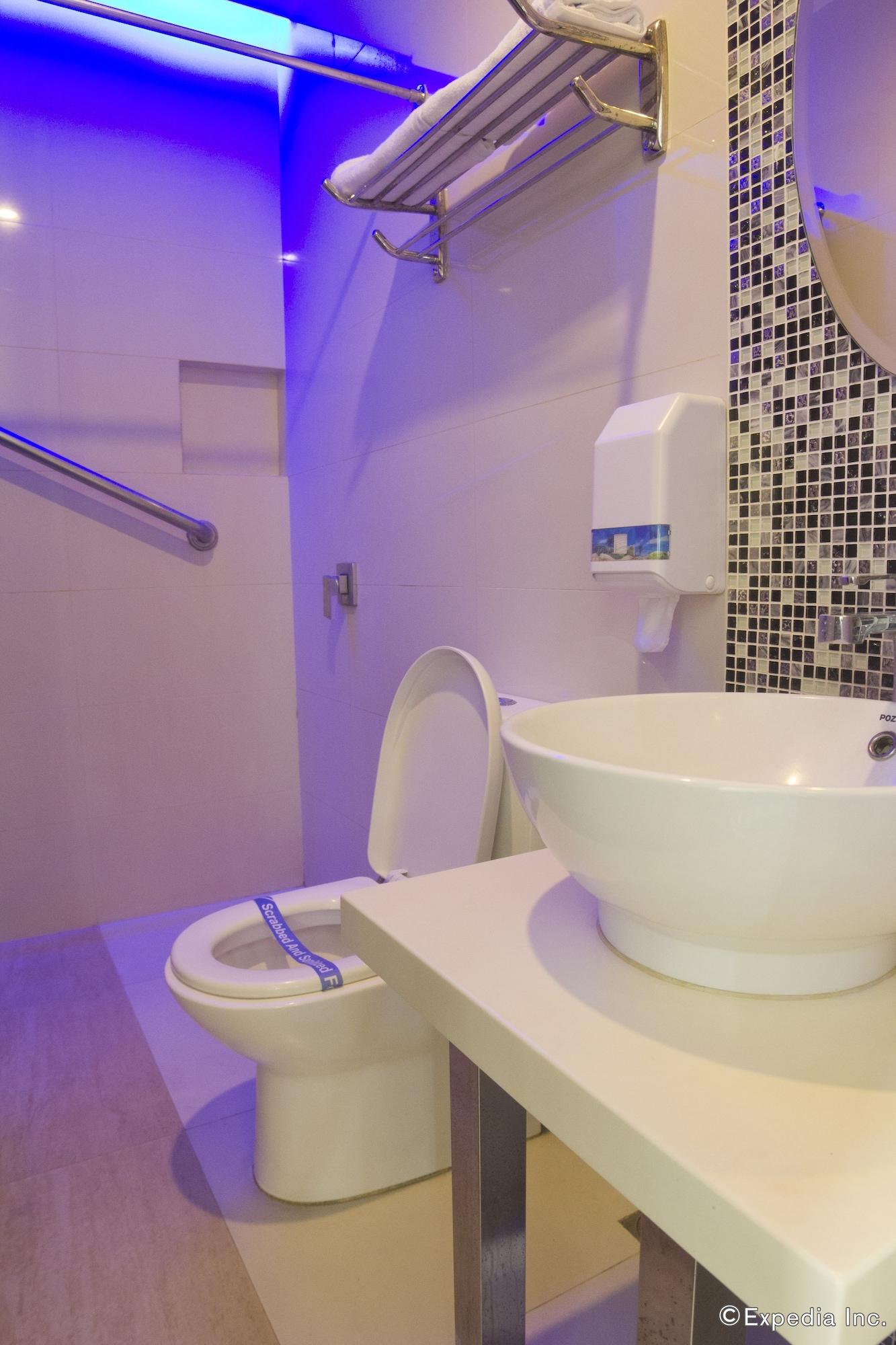 Icon Hotel North Edsa Кесон-Сіті Екстер'єр фото